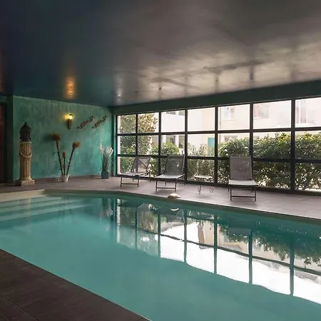 The Originals City, Le Village Provencal, Aix-en-provence Nord Hotel Pertuis