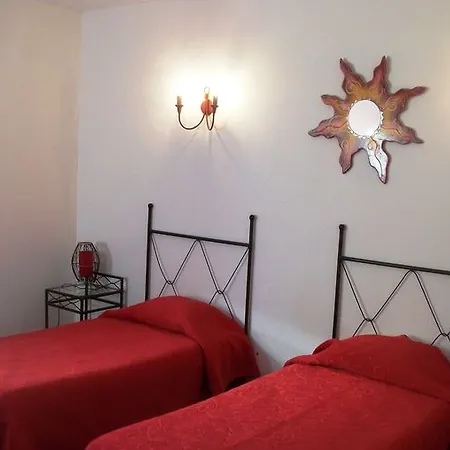 The Originals City, Le Village Provencal, Aix-en-provence Nord 3* Pertuis