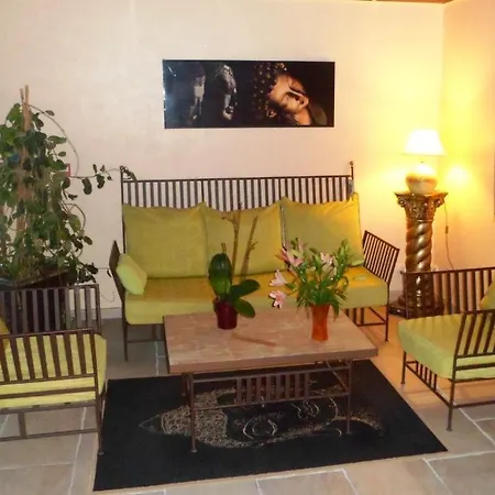 The Originals City, Le Village Provencal, Aix-en-provence Nord 3* Pertuis