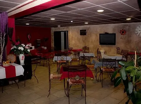The Originals City, Le Village Provencal, Aix-en-provence Nord Hotel 3*